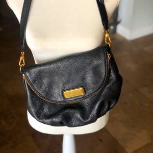 BLACK LEATHER MICHAEL KOHRS PURSE